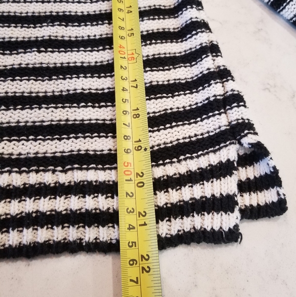 🧥 AEROPOSTALE STRIPED SWEATER. - Picture 8 of 9